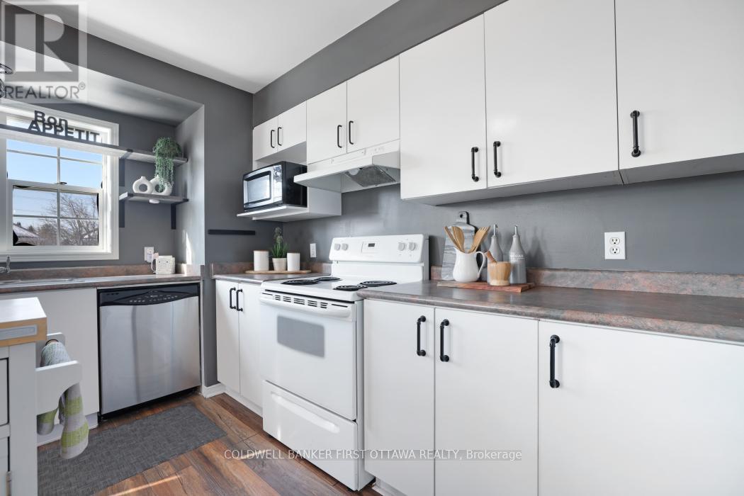37 BOULDER WAY - 9