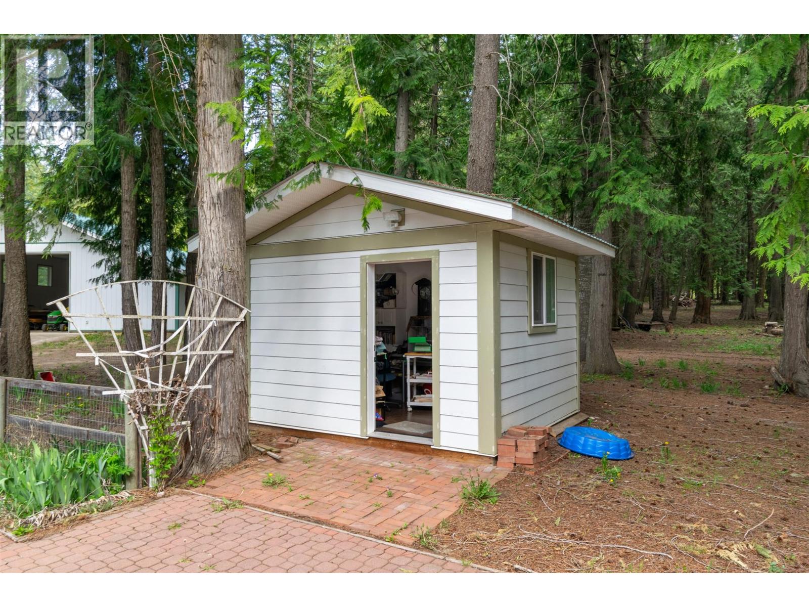  741 Enderby Mabel Lake Road, Enderby