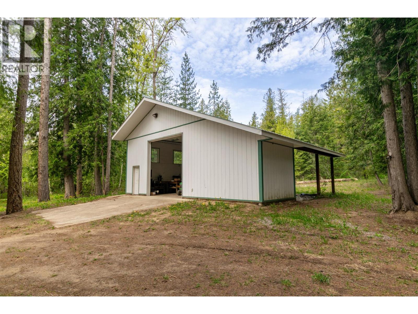  741 Enderby Mabel Lake Road, Enderby