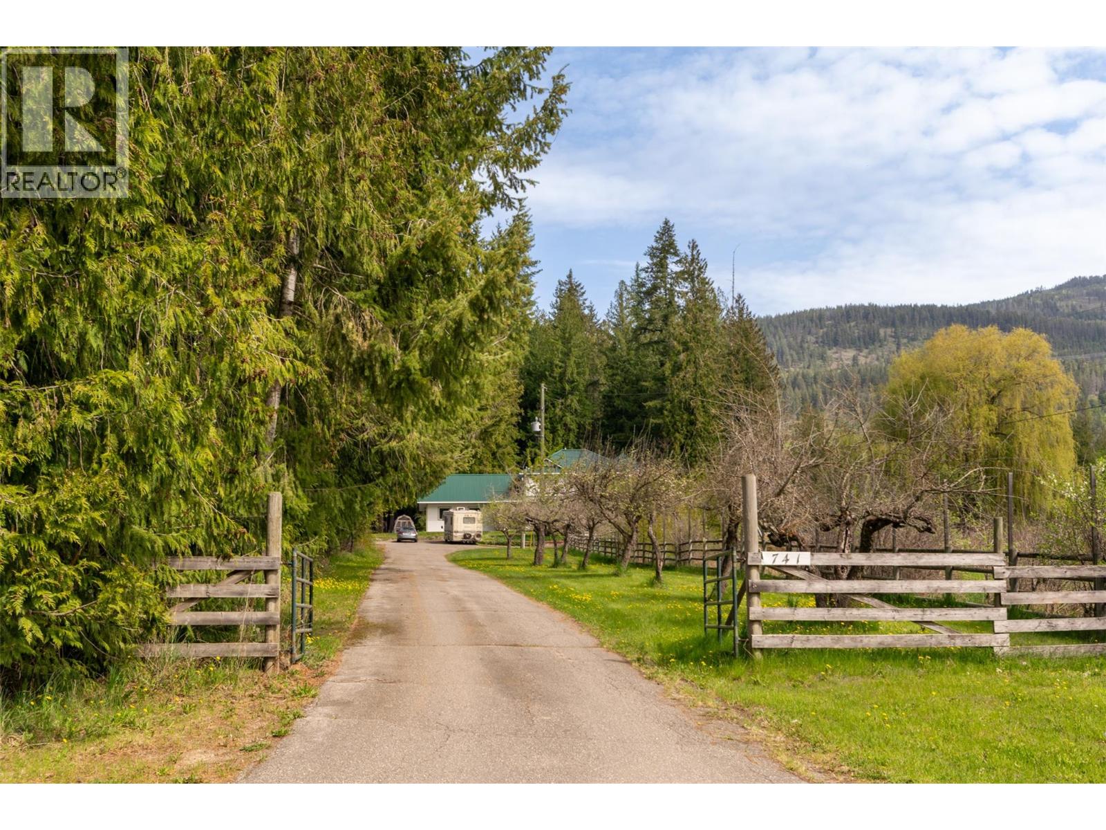  741 Enderby Mabel Lake Road, Enderby
