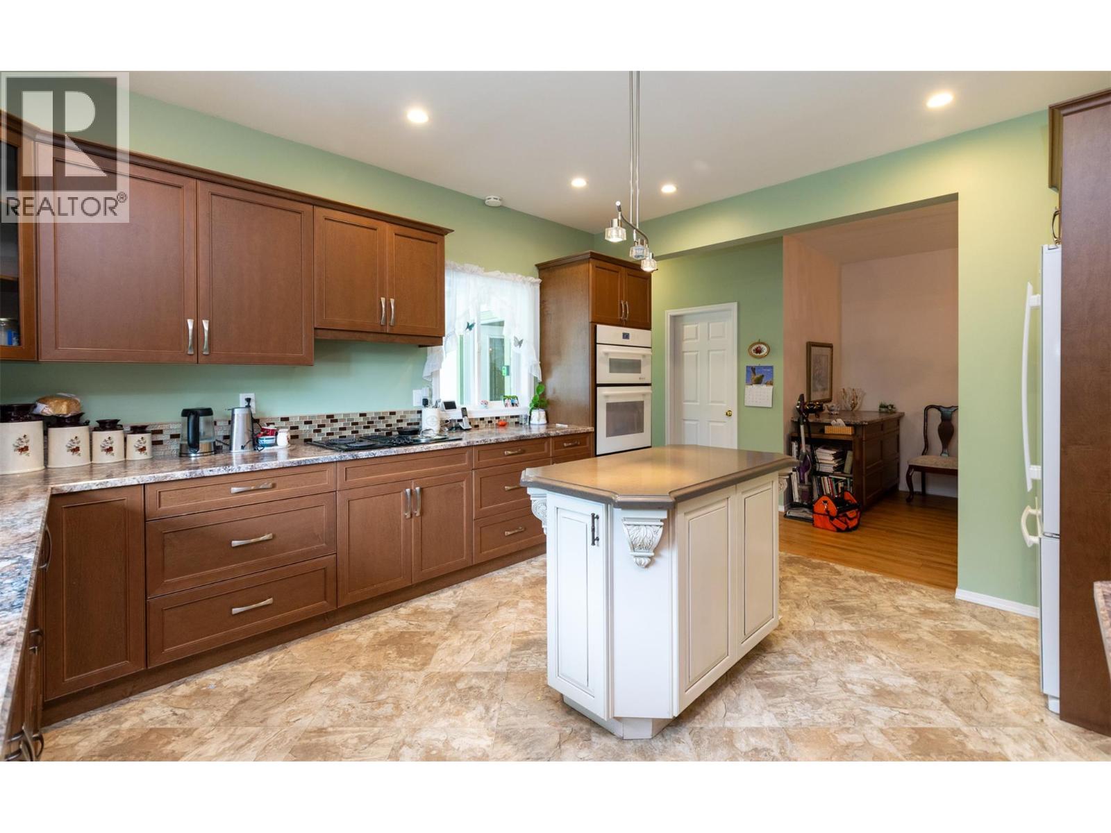  741 Enderby Mabel Lake Road, Enderby