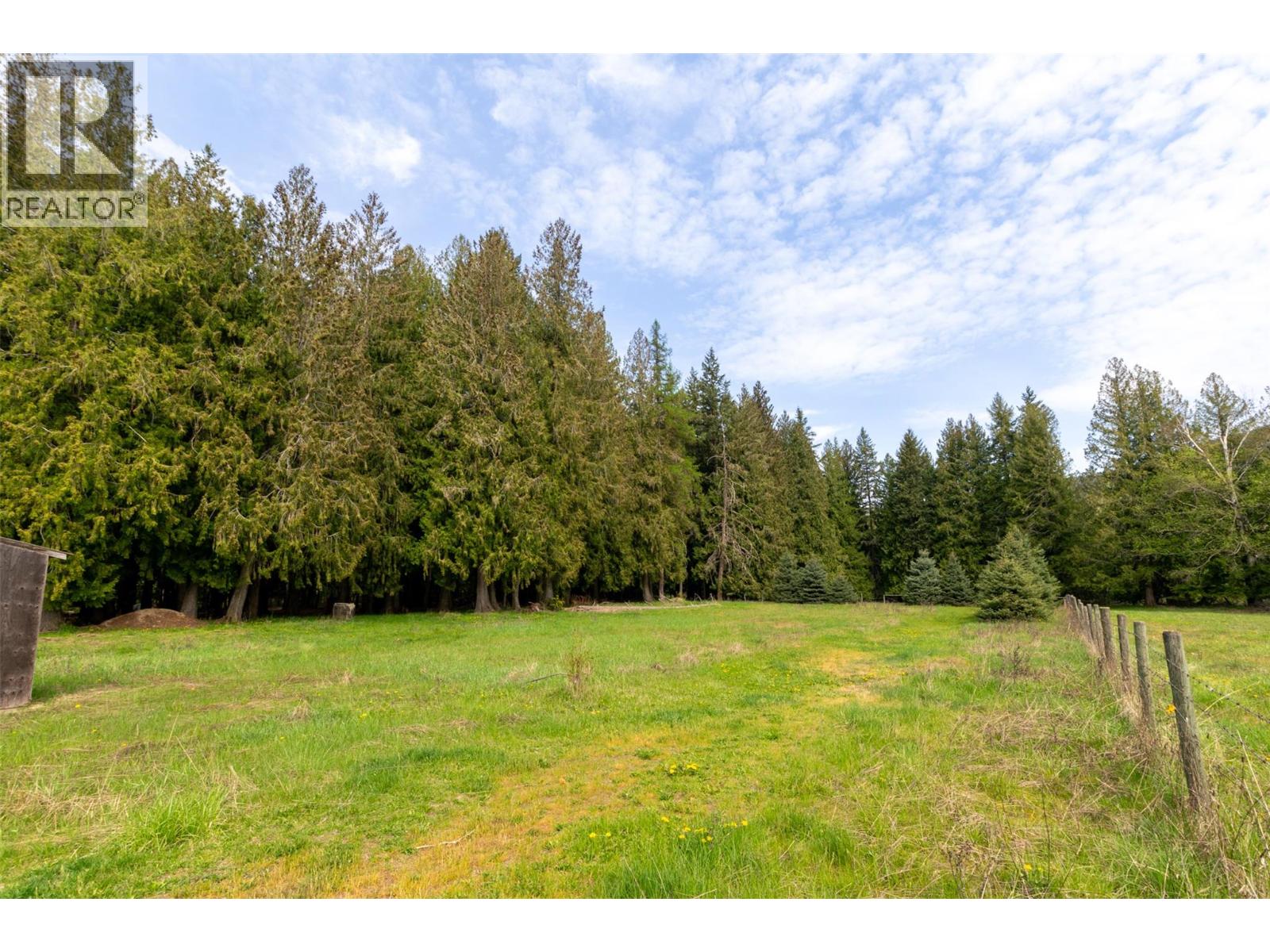  741 Enderby Mabel Lake Road, Enderby