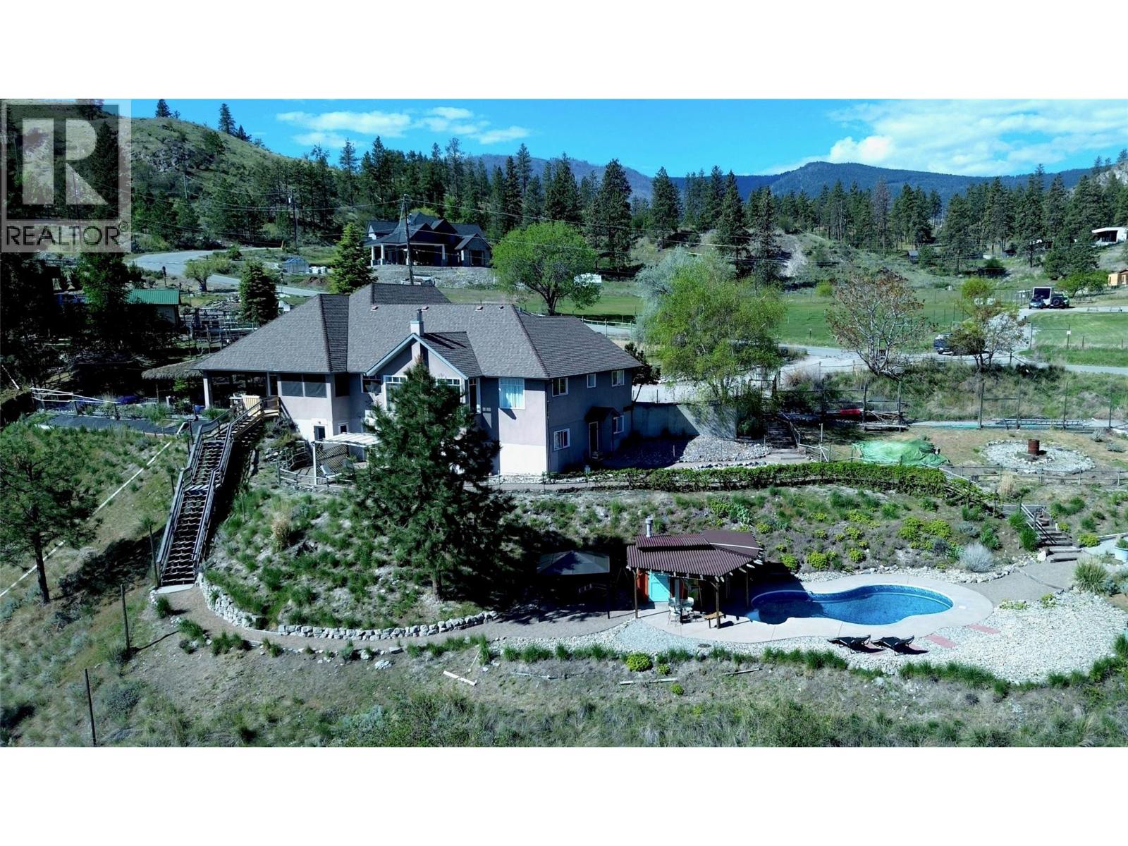 614 Wilson Mountain Road, Oliver