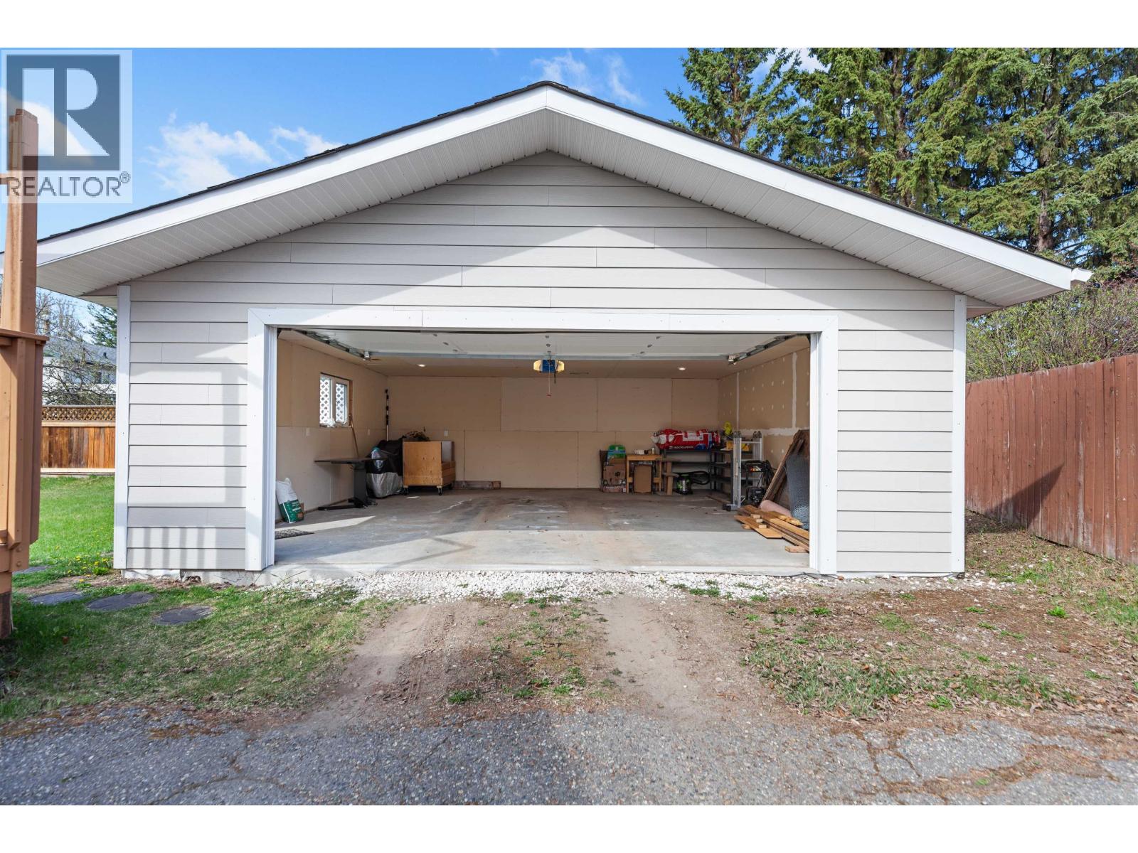 2819 WILLINGDON STREET - 27