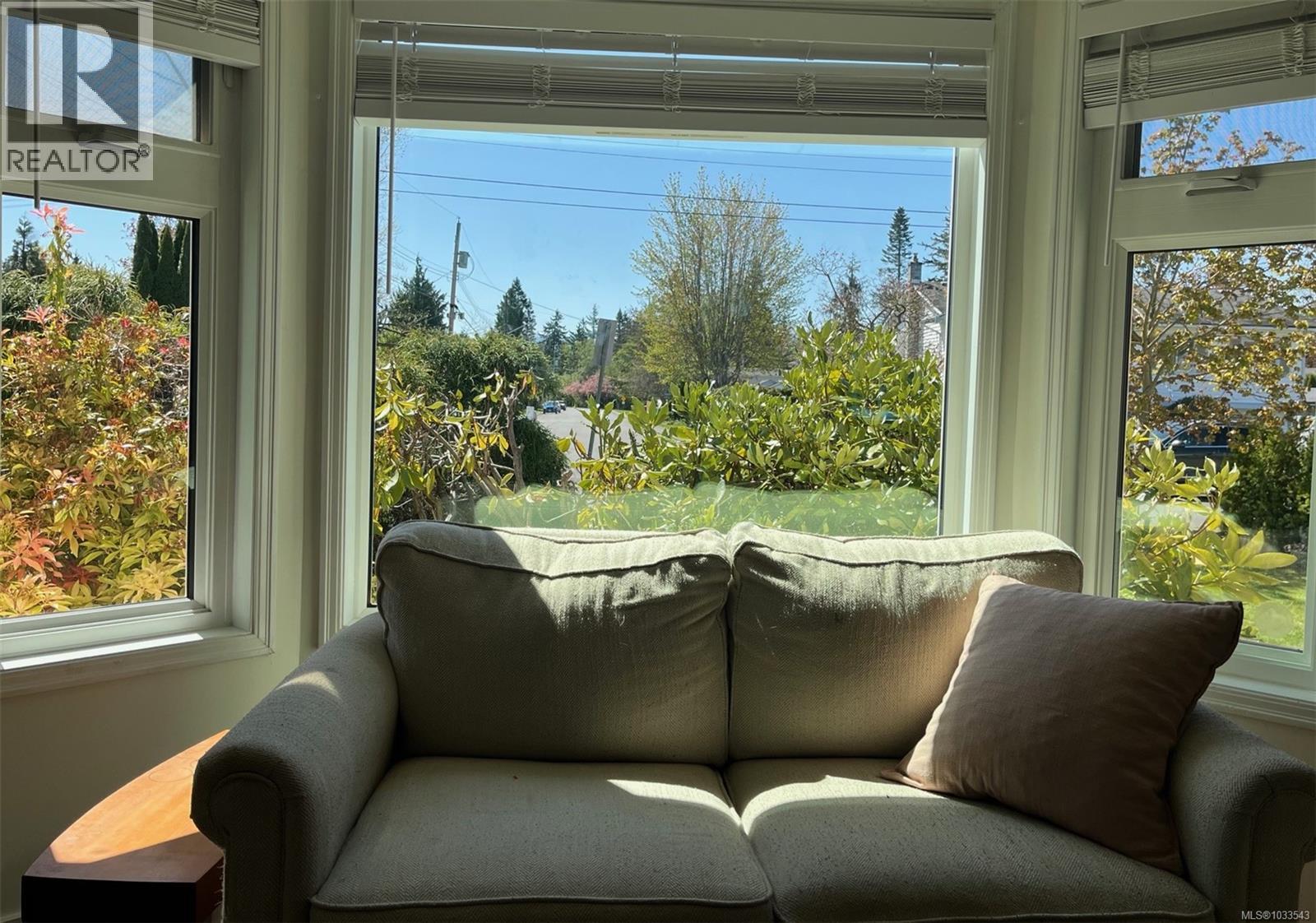 1646 Maquinna Ave, Comox
