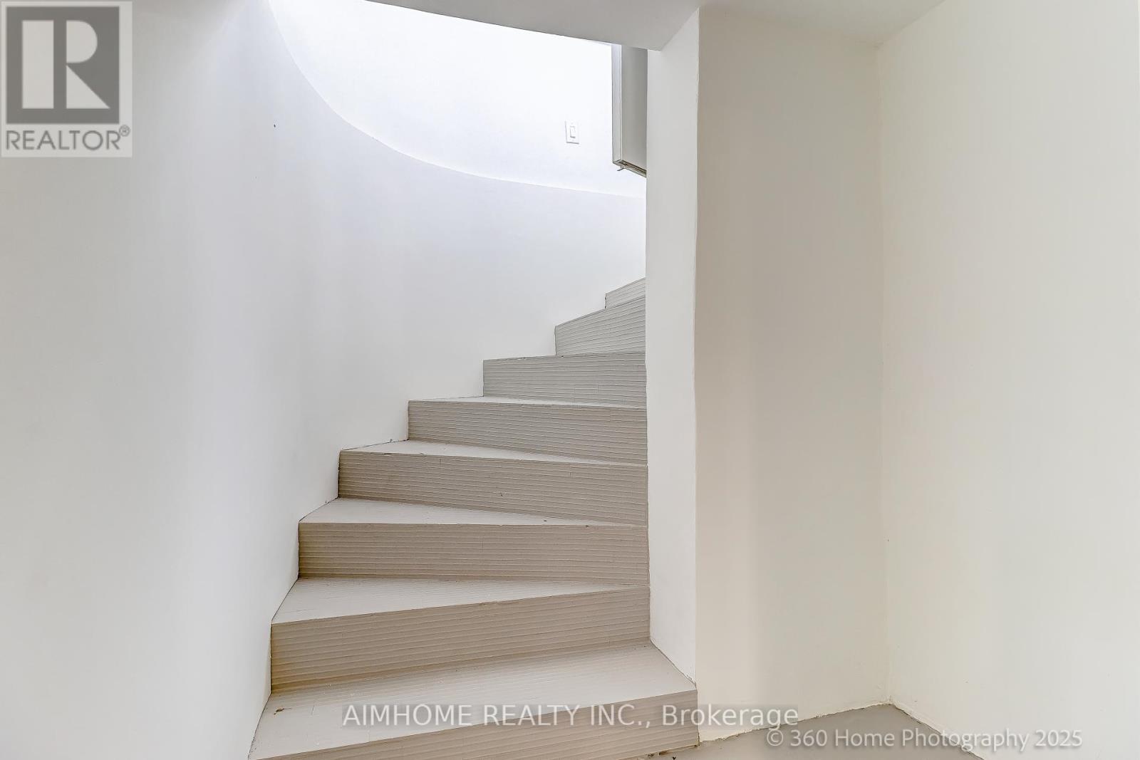 179 OXFORD STREET - 27