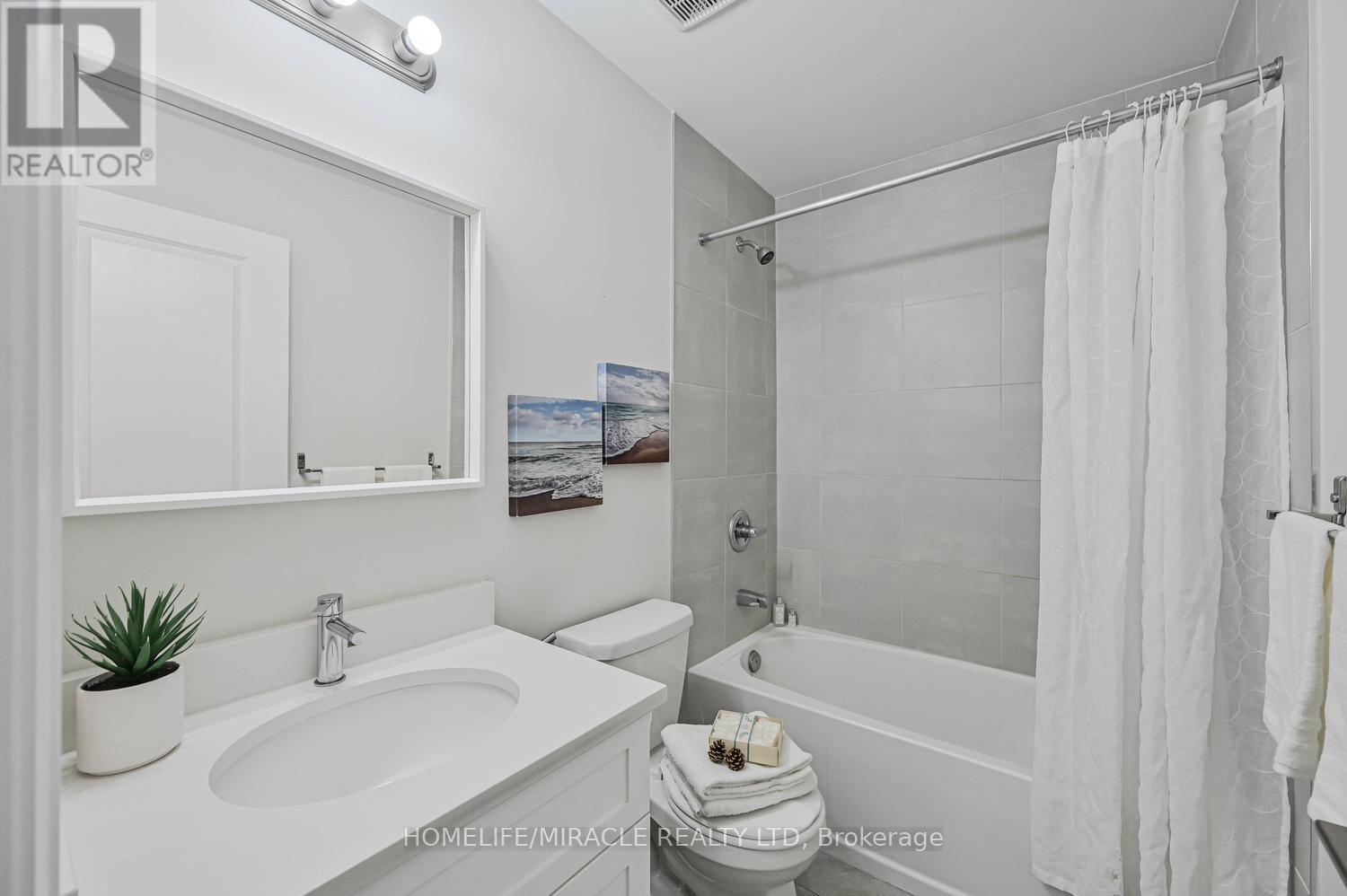 #34 720 GREY STREET - 16