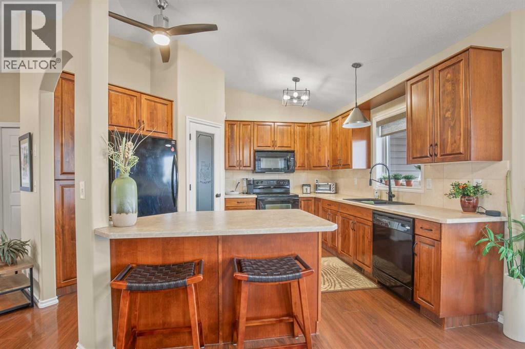 45 Emily Crescent, Lacombe