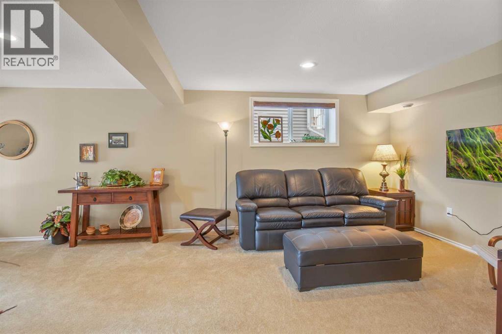45 Emily Crescent, Lacombe