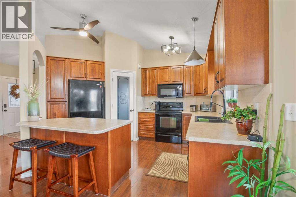 45 Emily Crescent, Lacombe