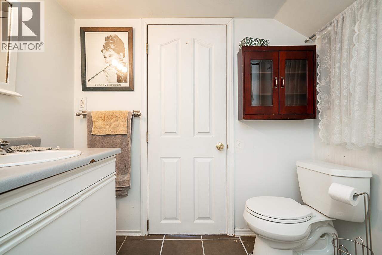 3 Bed, 2 Bath House for Sale in Vancouver – 1623 E 12TH AVENUE, Vancouver - Image 28