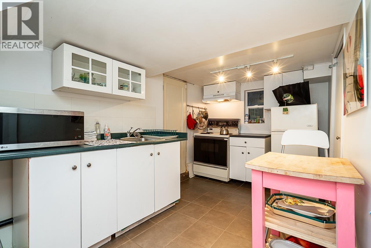 3 Bed, 2 Bath House for Sale in Vancouver – 1623 E 12TH AVENUE, Vancouver - Image 22