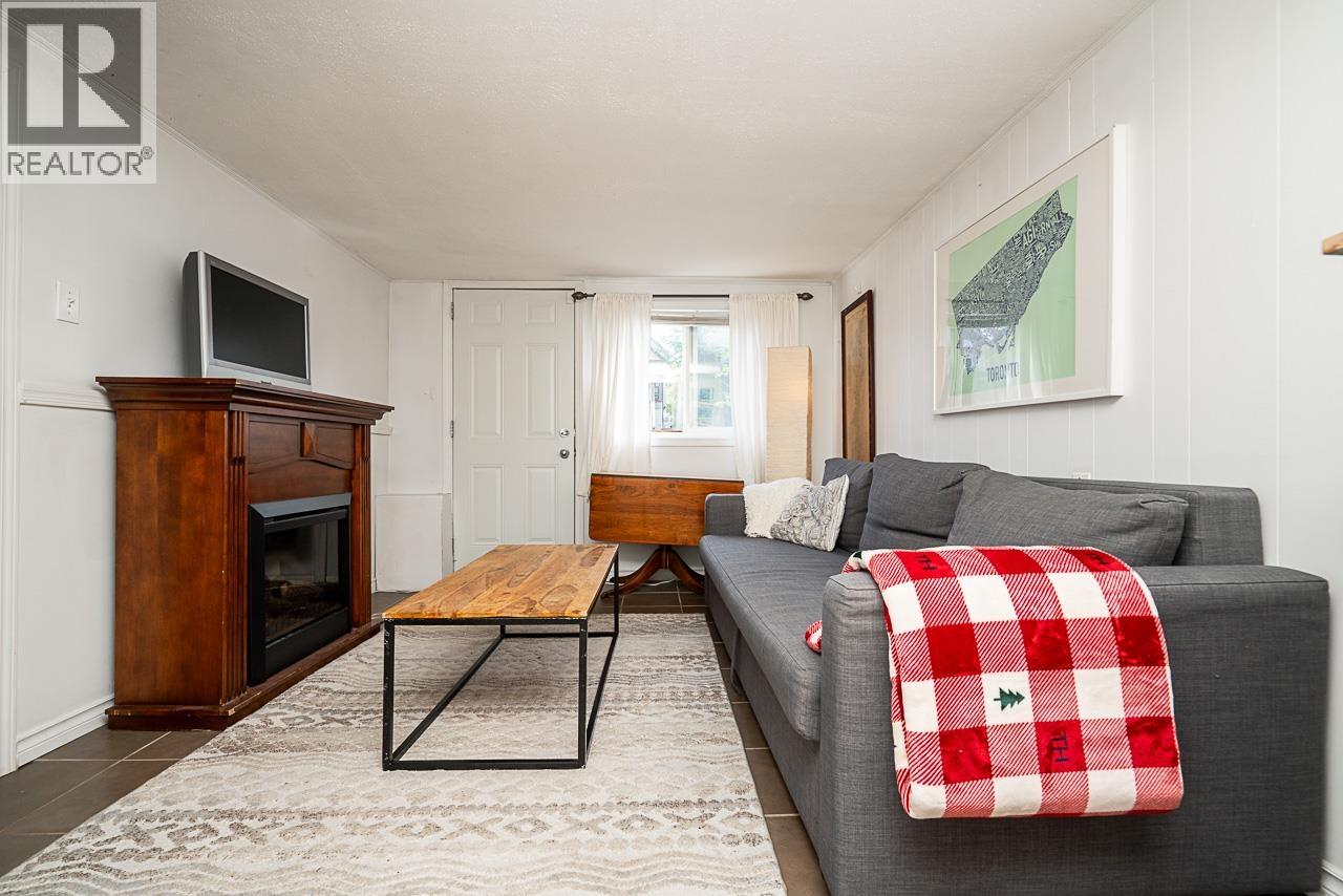 3 Bed, 2 Bath House for Sale in Vancouver – 1623 E 12TH AVENUE, Vancouver - Image 24