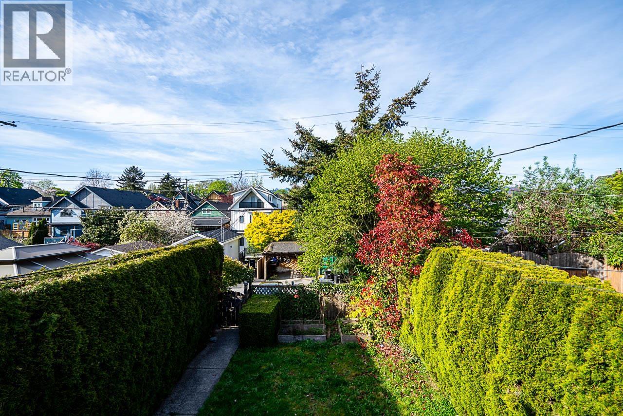 3 Bed, 2 Bath House for Sale in Vancouver – 1623 E 12TH AVENUE, Vancouver - Image 12