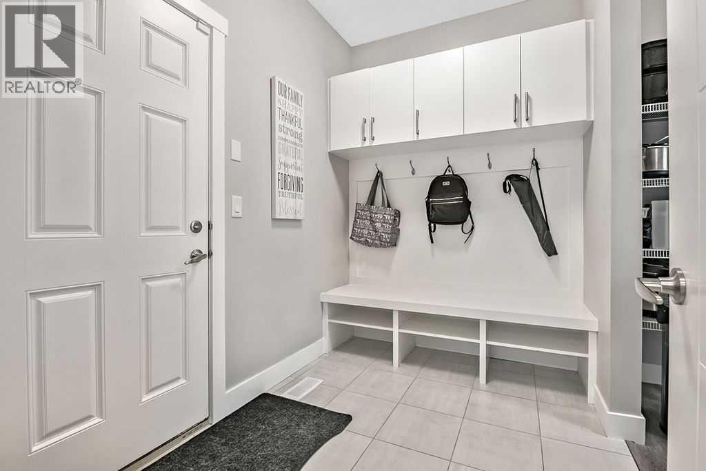 75 Sundown Way, Cochrane