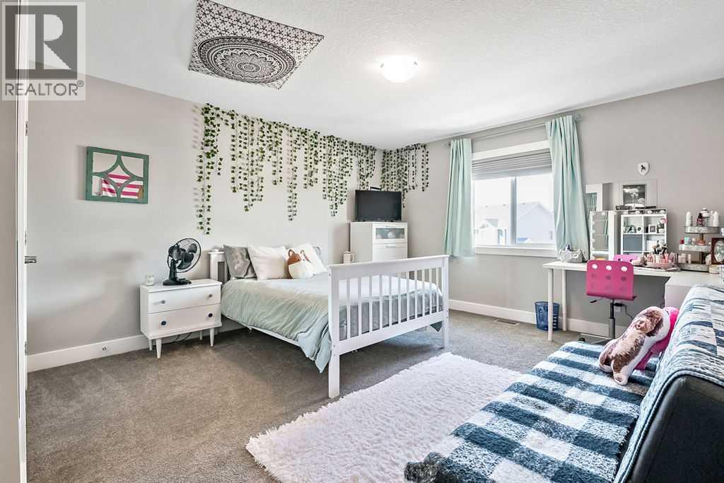 75 Sundown Way, Cochrane