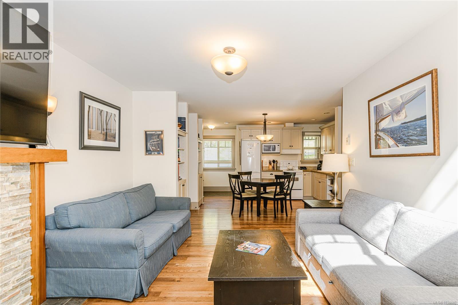 #36 315 Robinson Rd - 11