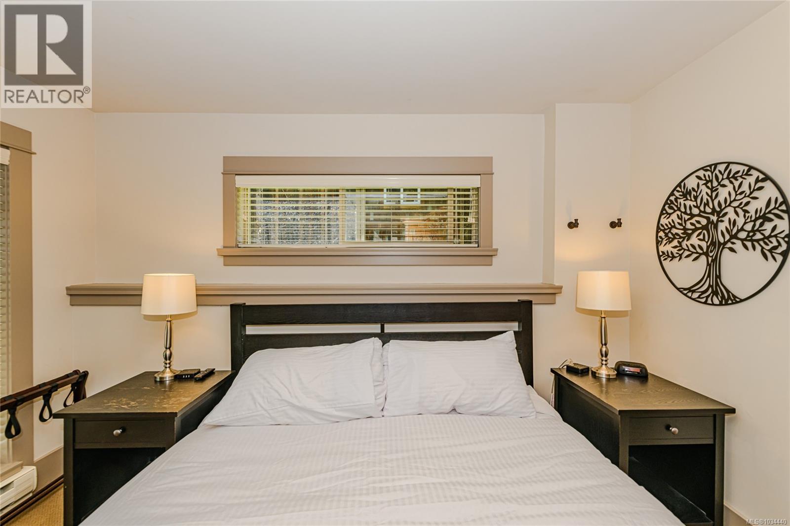 #36 315 Robinson Rd - 26