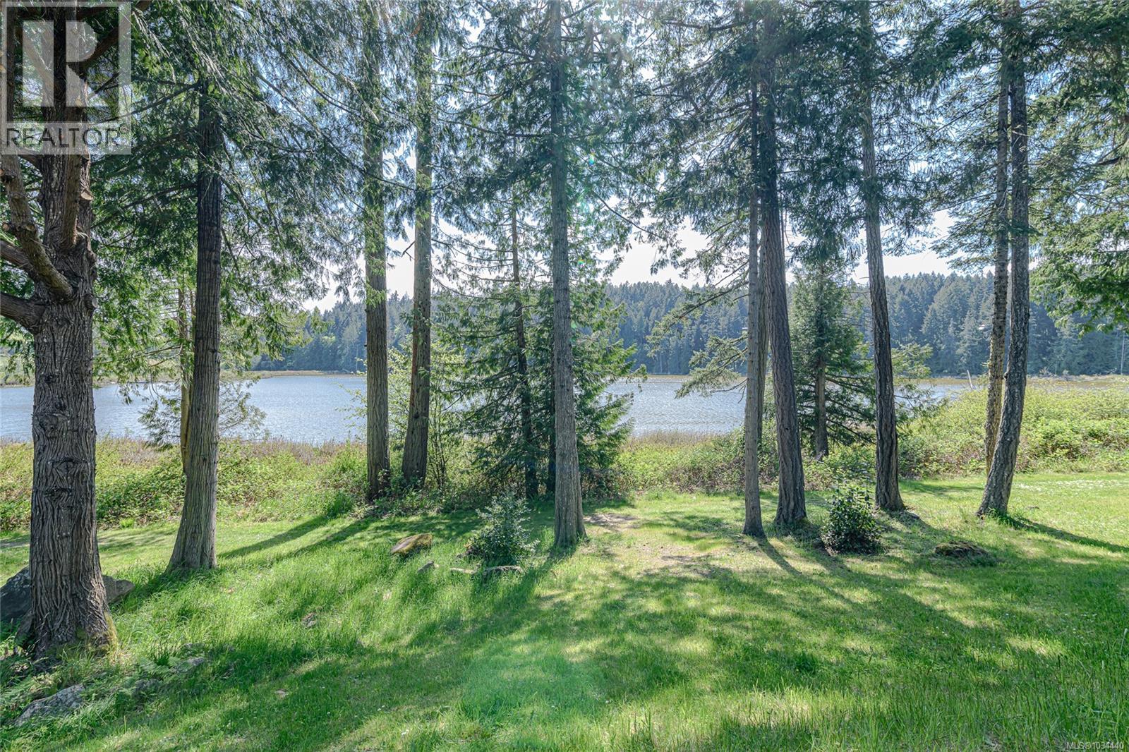 #36 315 Robinson Rd - 33