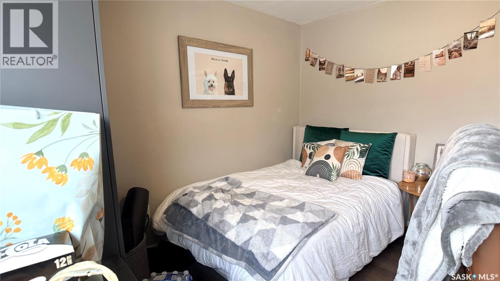 1537 Second STREET - 12