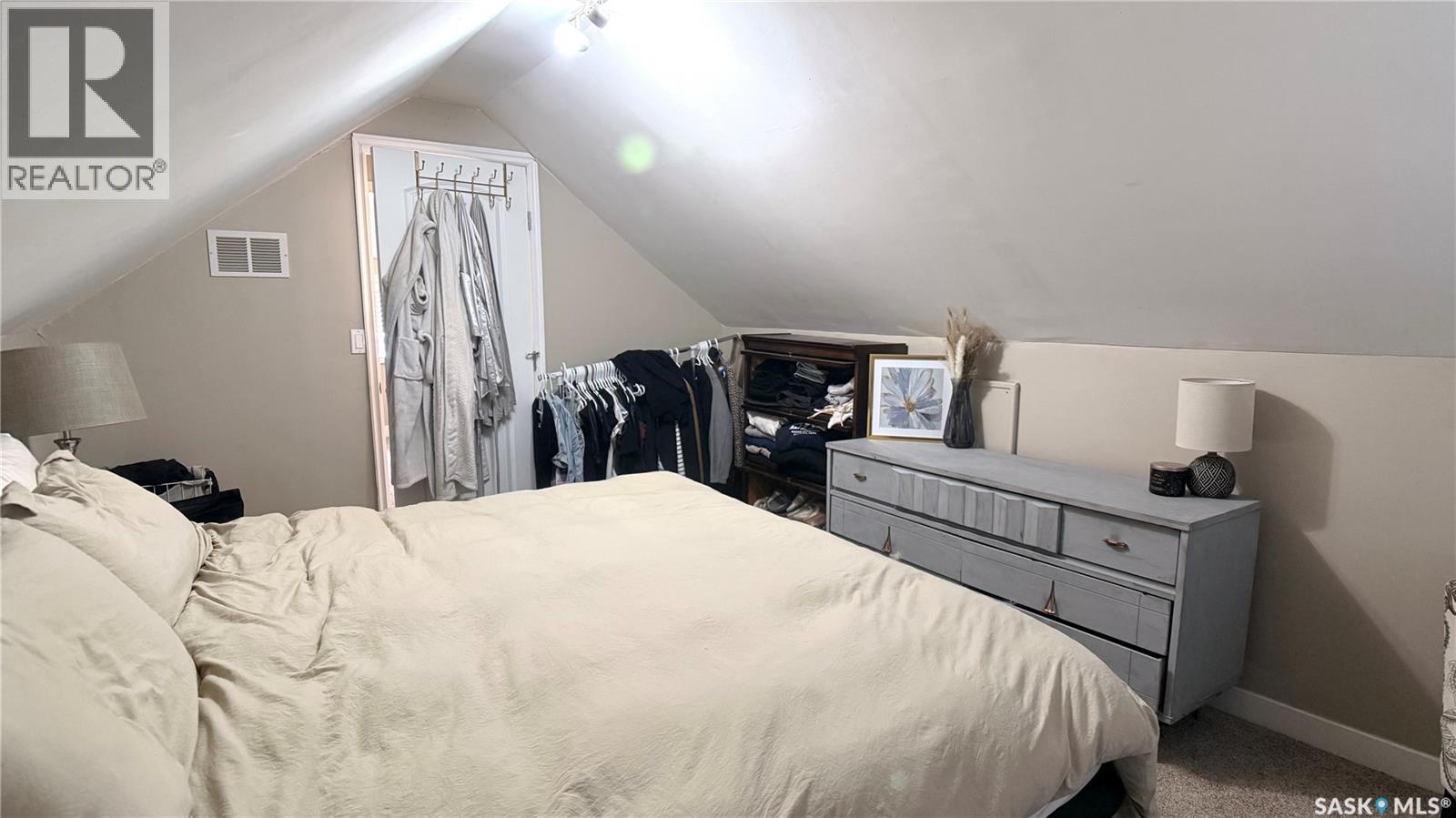 1537 Second STREET - 17