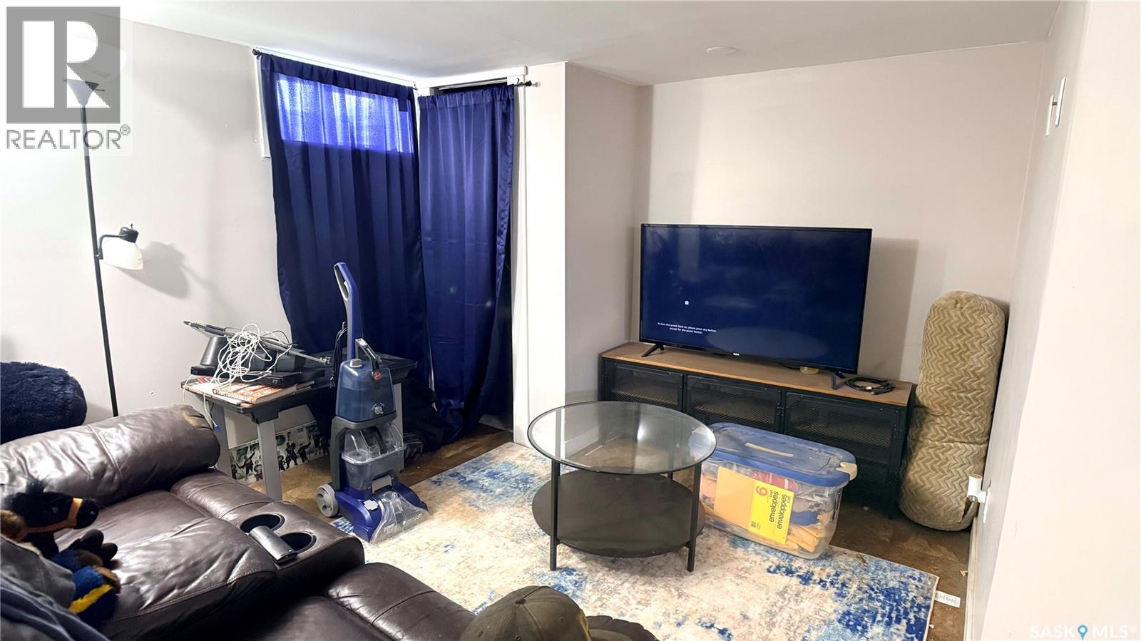 1537 Second STREET - 27