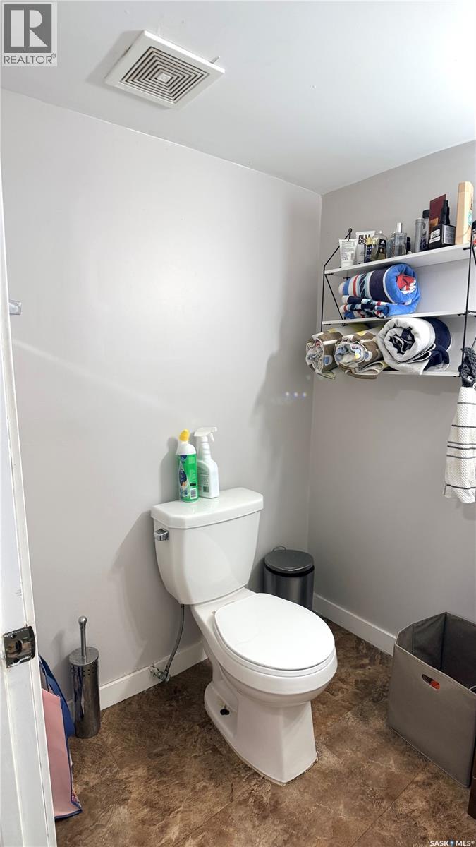 1537 Second STREET - 33