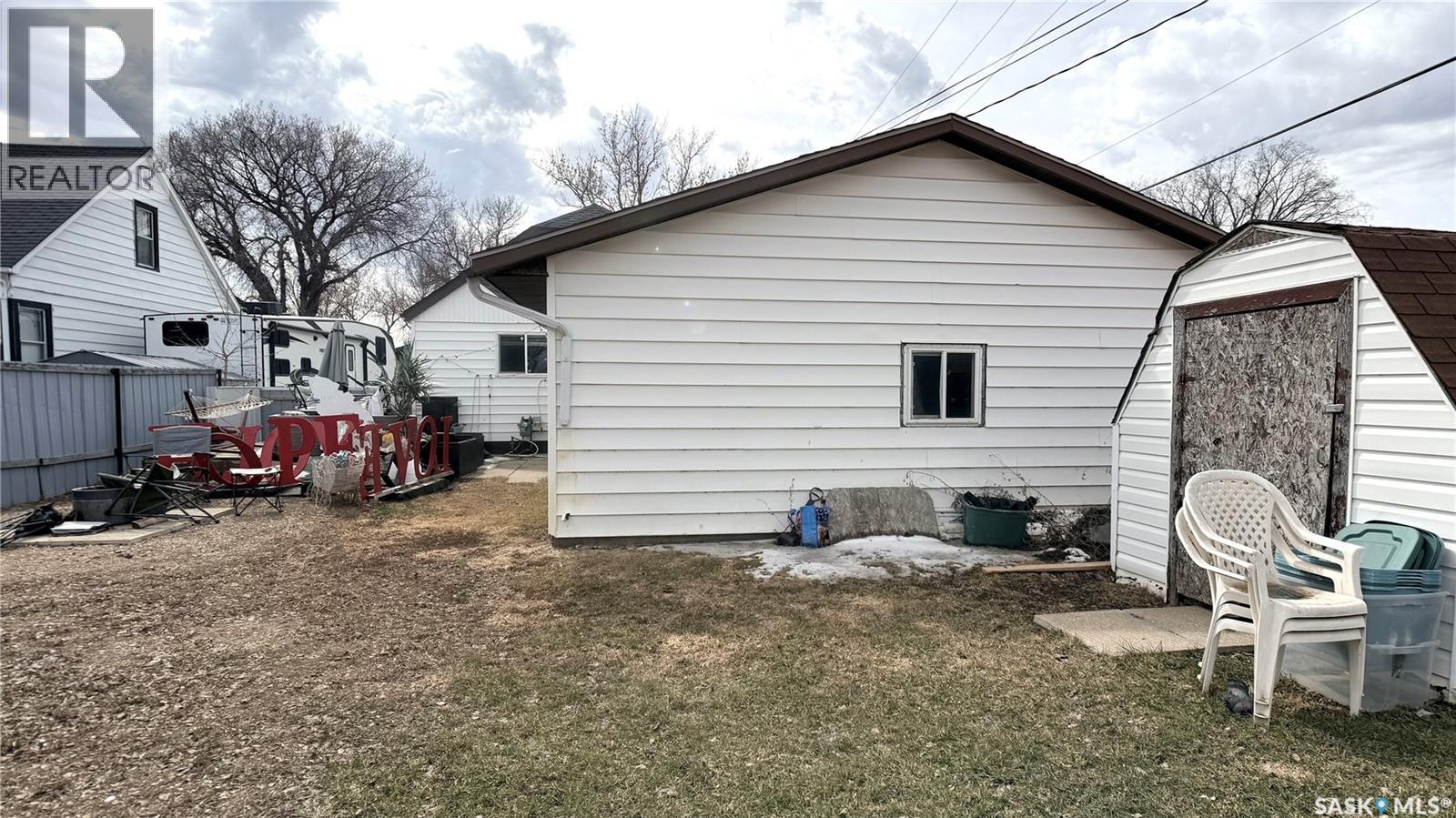 1537 Second STREET - 37