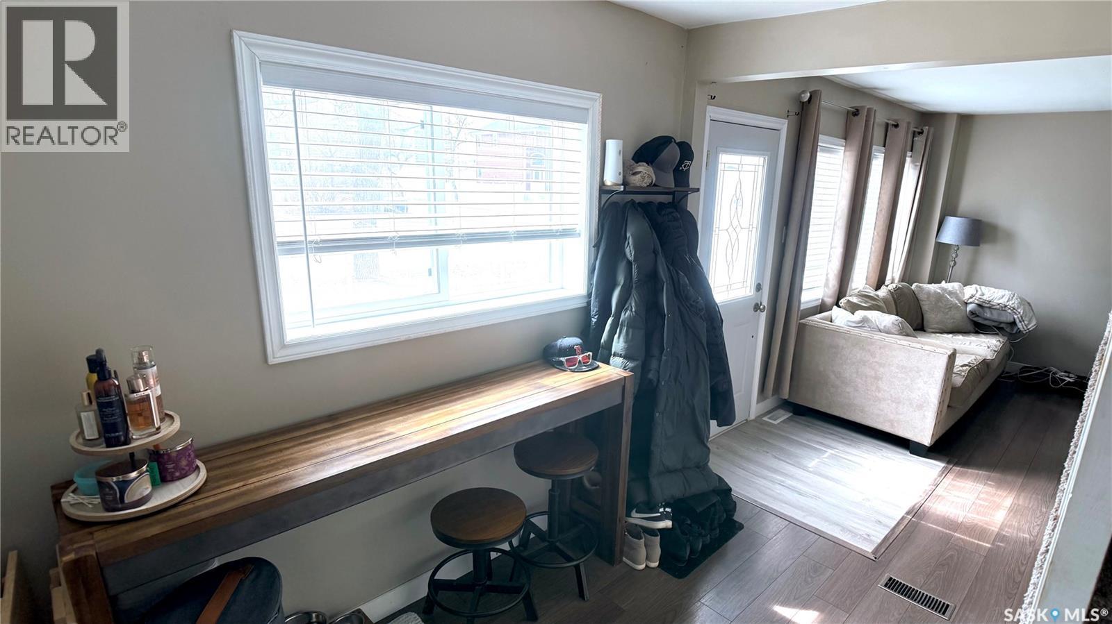 1537 Second STREET - 4