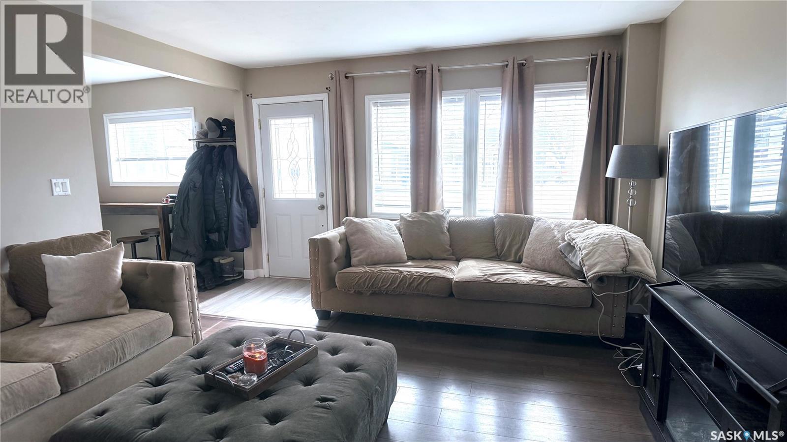 1537 Second STREET - 7