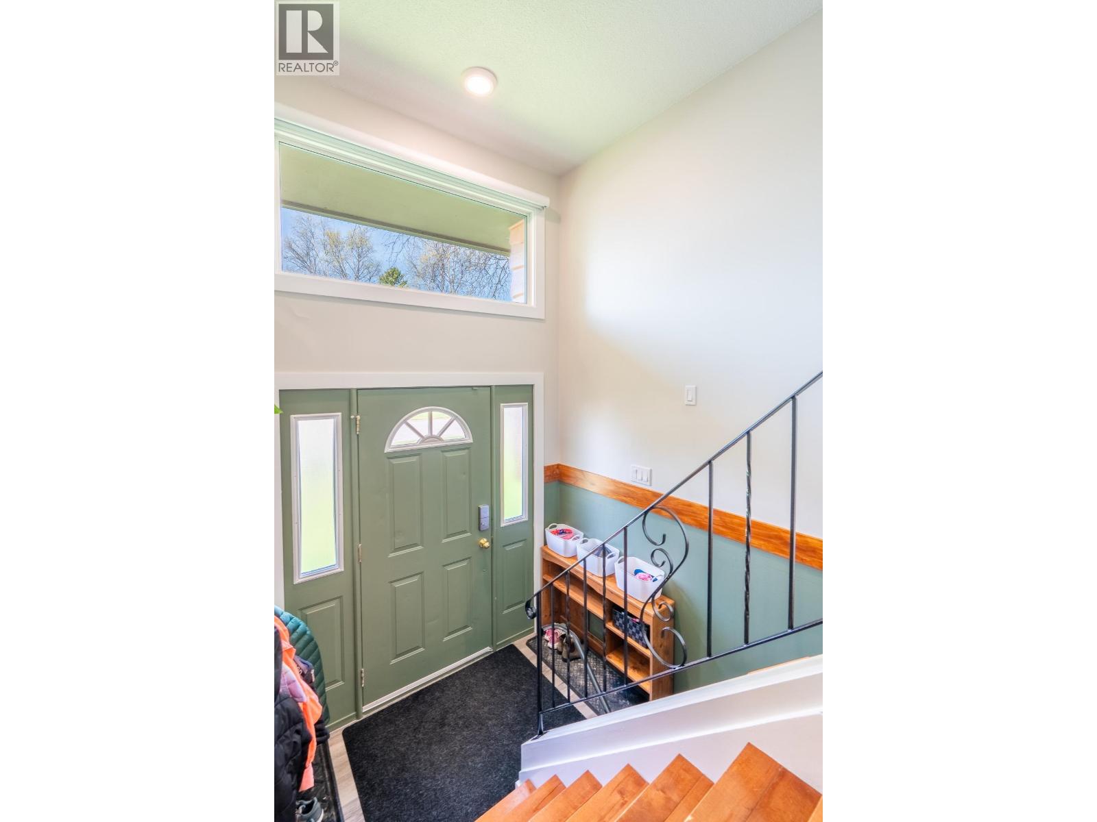 Photo 12 of 32 — 5754 TRENT DRIVE · Prince George, BC