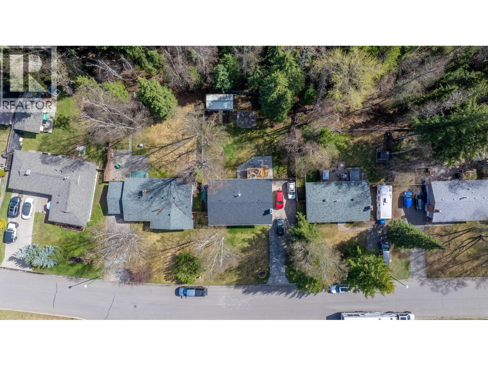 5754 TRENT DRIVE - 32