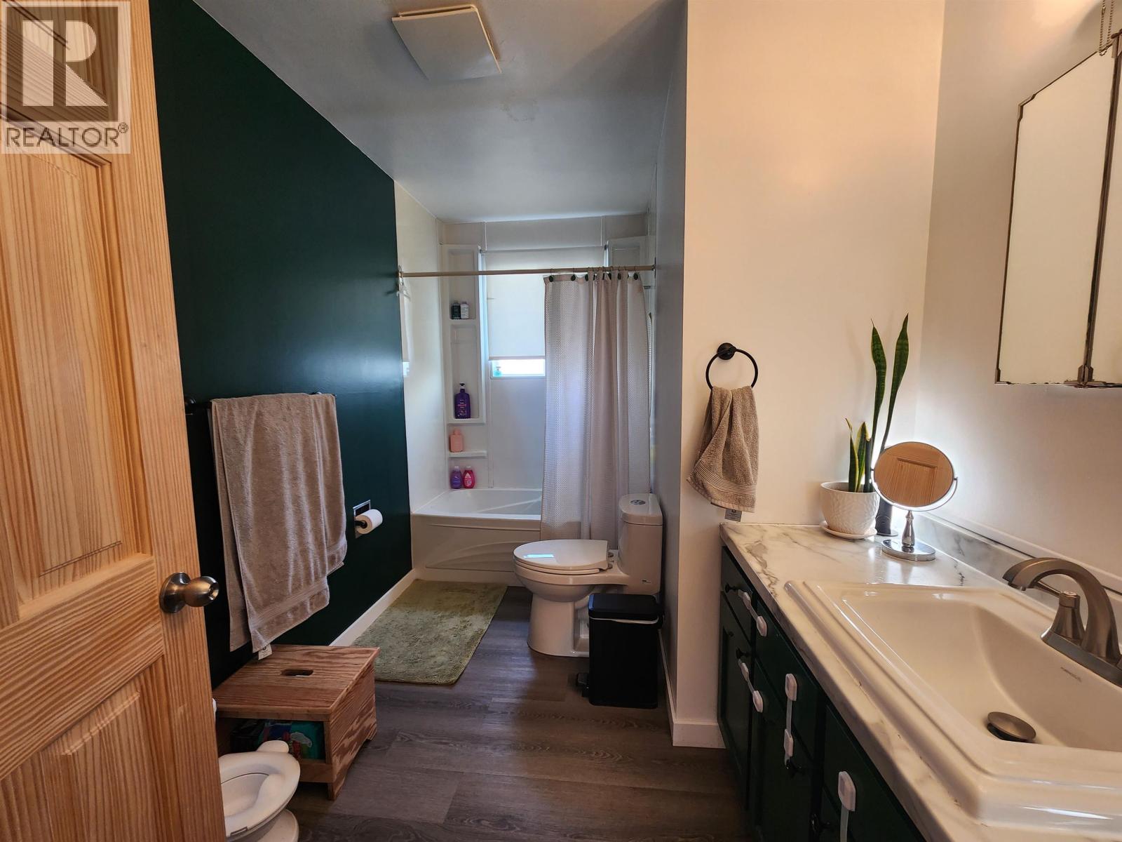 Photo 12 of 24 — 2789 QUINCE STREET · Prince George, BC