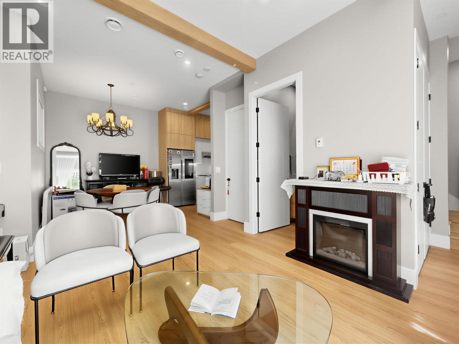 4 Bed, 4 Bath House for Sale in Vancouver – 105 E 64TH AVENUE, Vancouver – MLS# R3117952 - Image 9