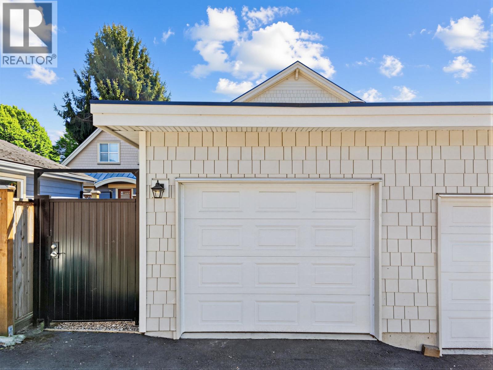 4 Bed, 4 Bath House for Sale in Vancouver – 105 E 64TH AVENUE, Vancouver – MLS# R3117952 - Image 35
