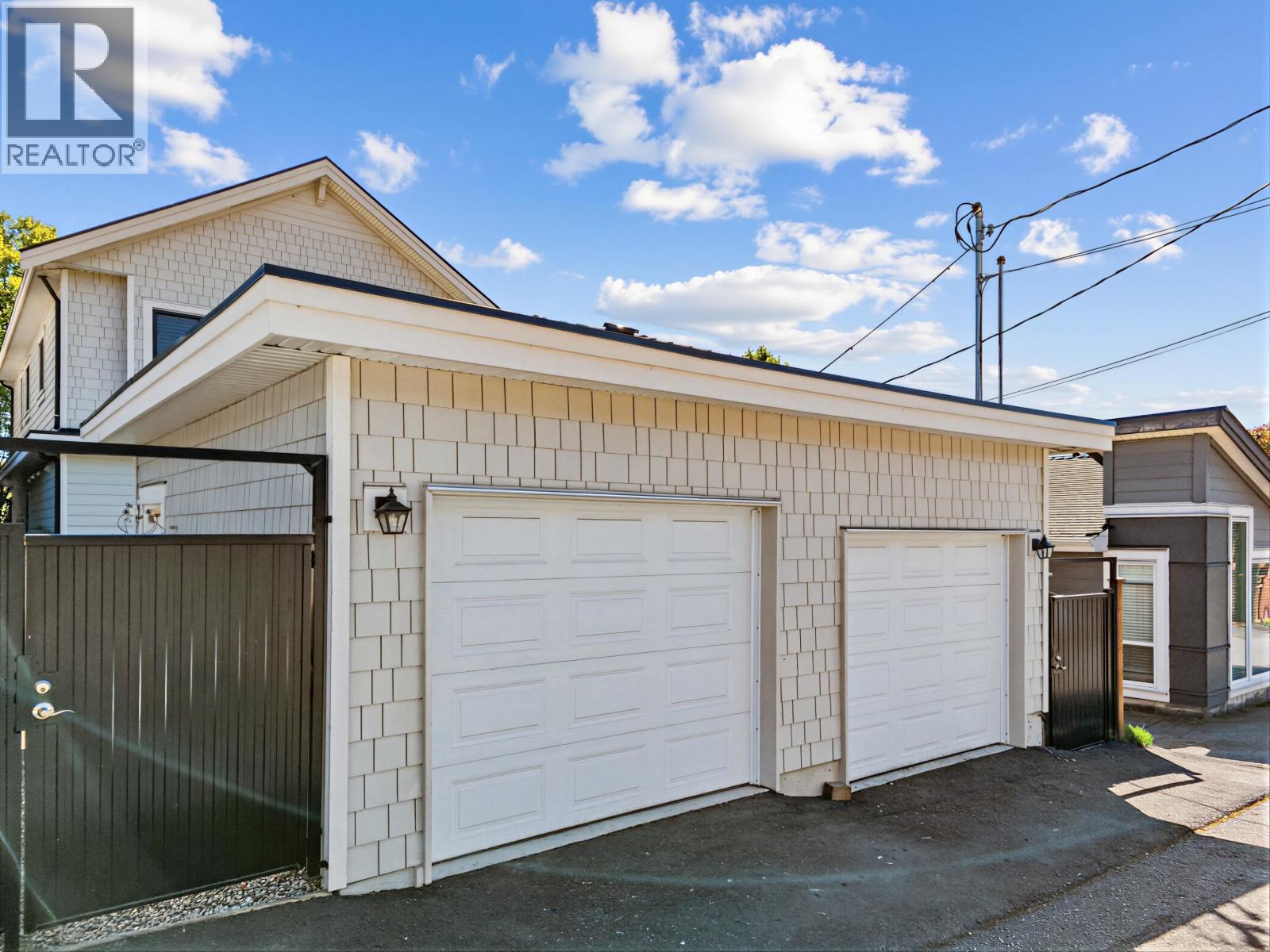 4 Bed, 4 Bath House for Sale in Vancouver – 105 E 64TH AVENUE, Vancouver – MLS# R3117952 - Image 36