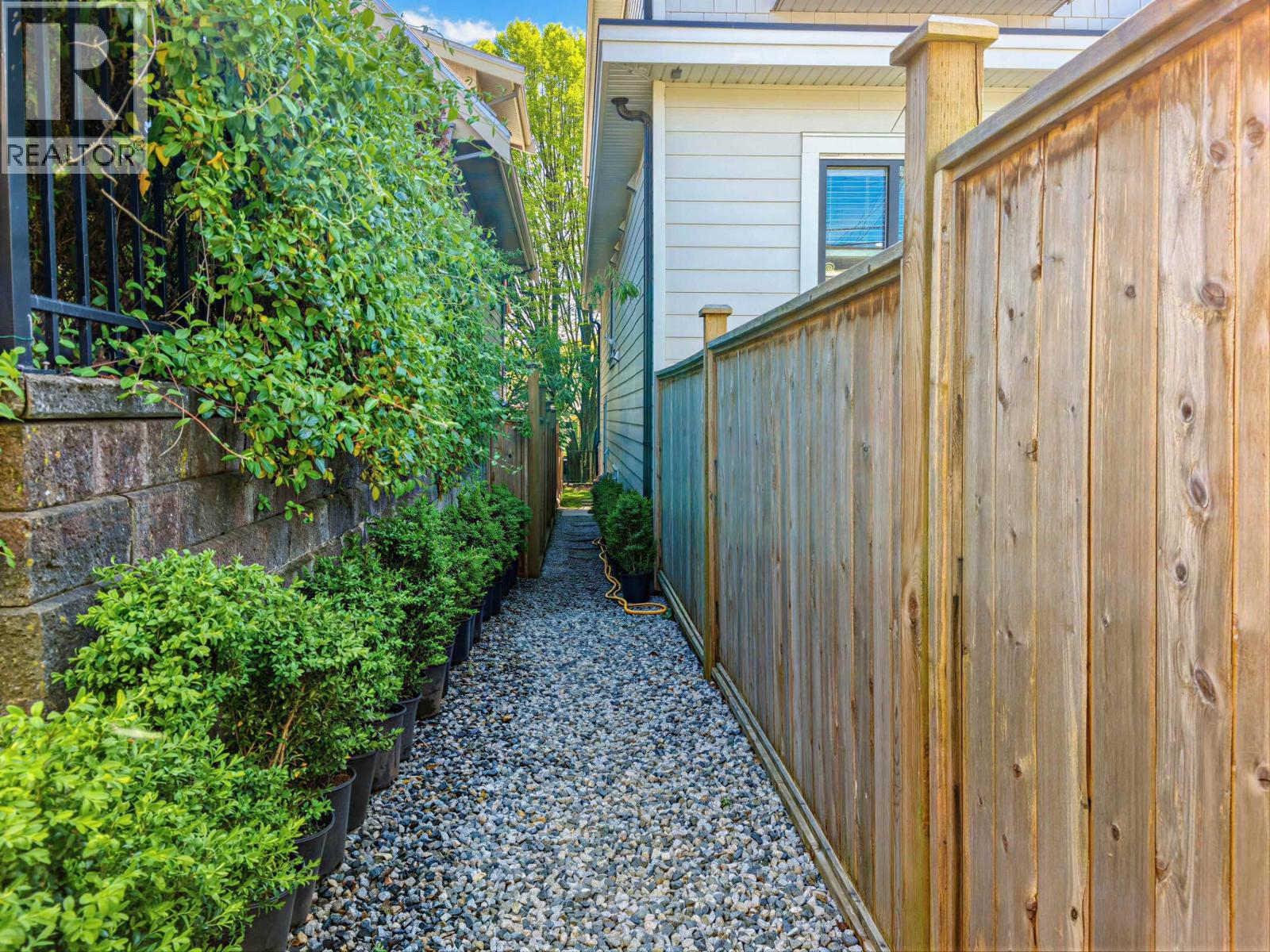 4 Bed, 4 Bath House for Sale in Vancouver – 105 E 64TH AVENUE, Vancouver – MLS# R3117952 - Image 37