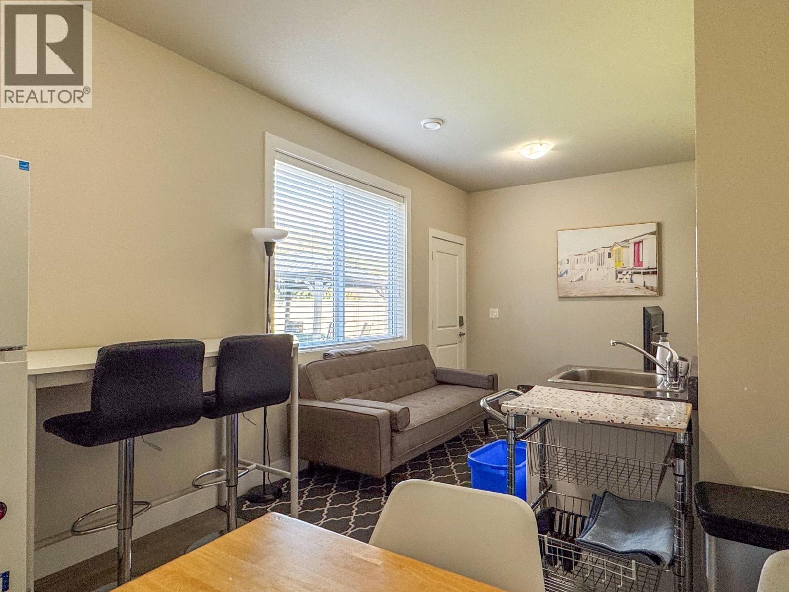 617 Glenmore Road - 57