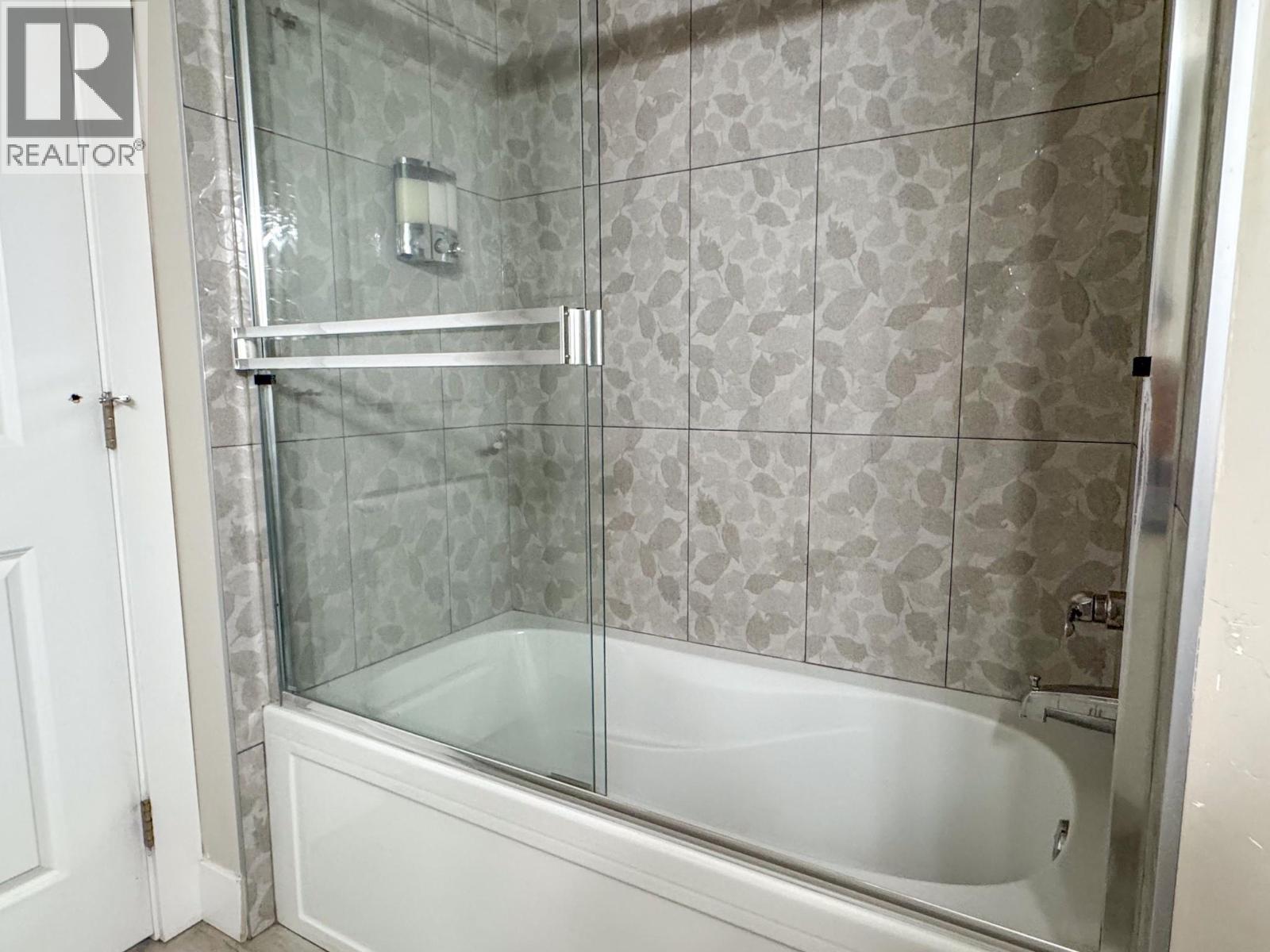 617 Glenmore Road - 62