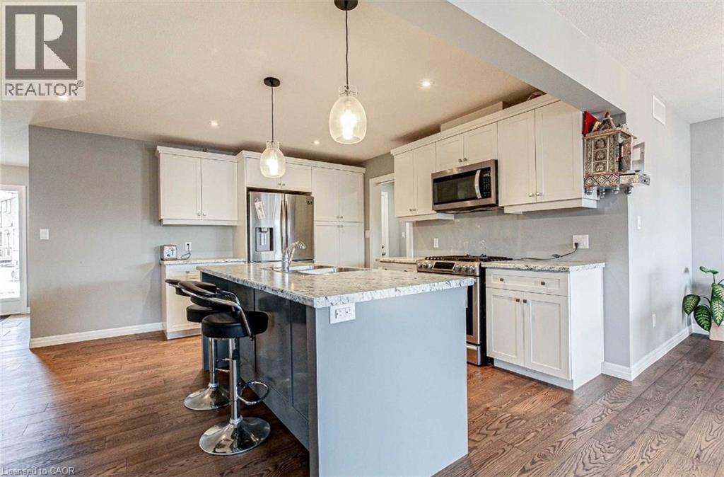 912 DOWNING Drive Unit# UPPER, Woodstock, Ontario, N4T0K4 — Photo 5