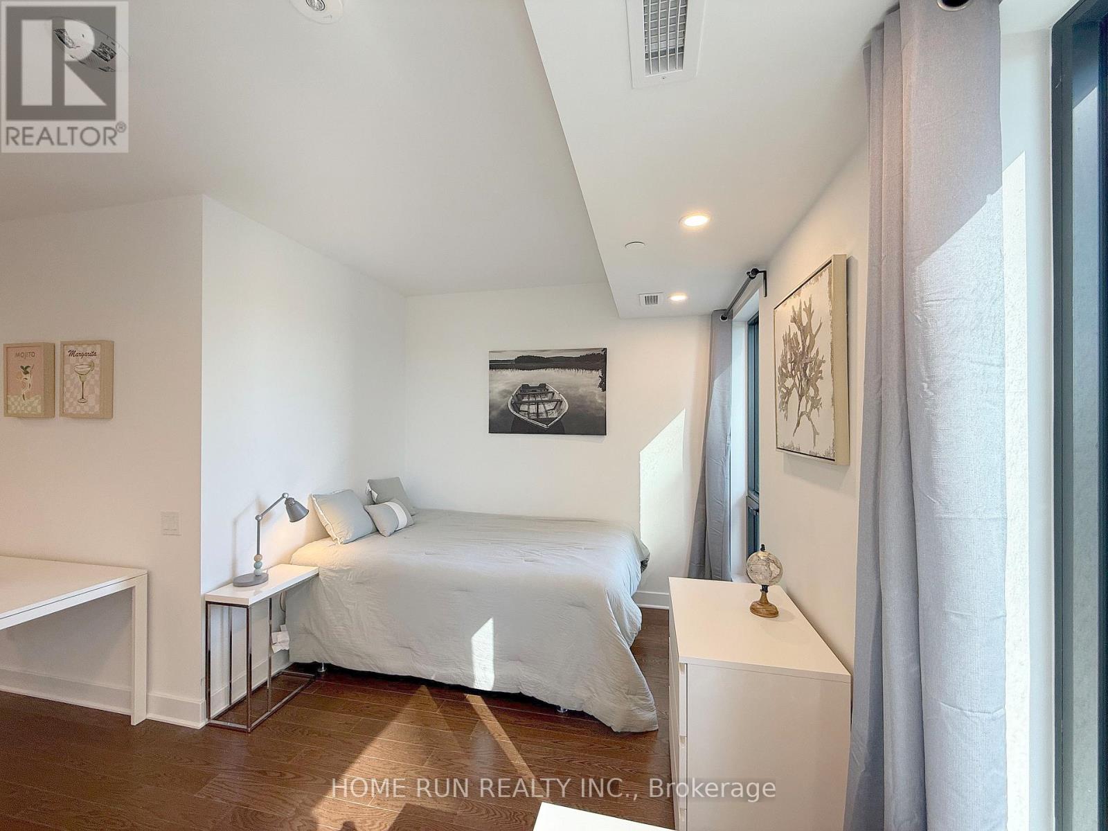 #1103 180 GEORGE STREET - 15