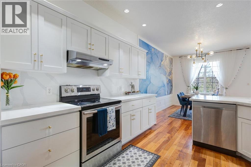 483 PARROTT Place - 13
