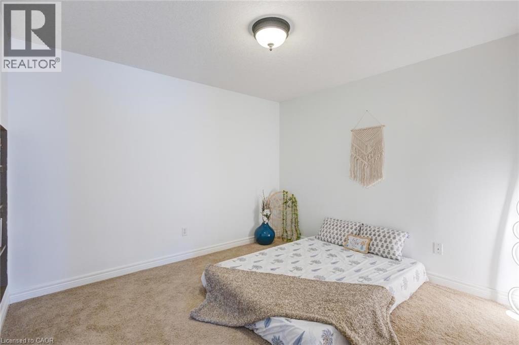 483 PARROTT Place, Woodstock, Ontario, N4T1V8 — Photo 35