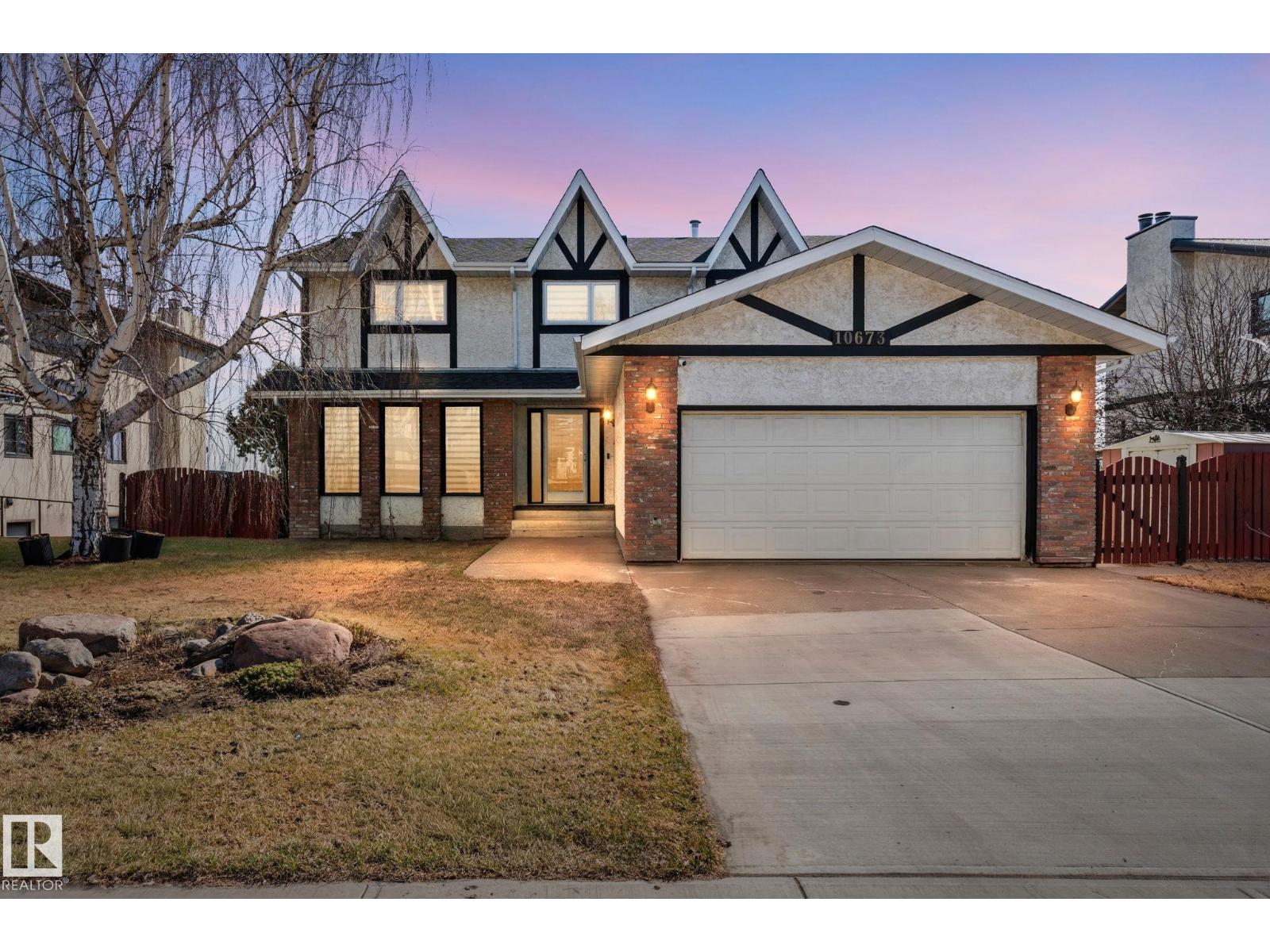 10673 161 AV NW, Edmonton