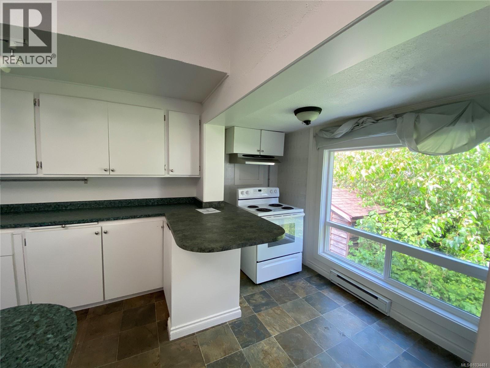 1729 Foul Bay Rd - 15