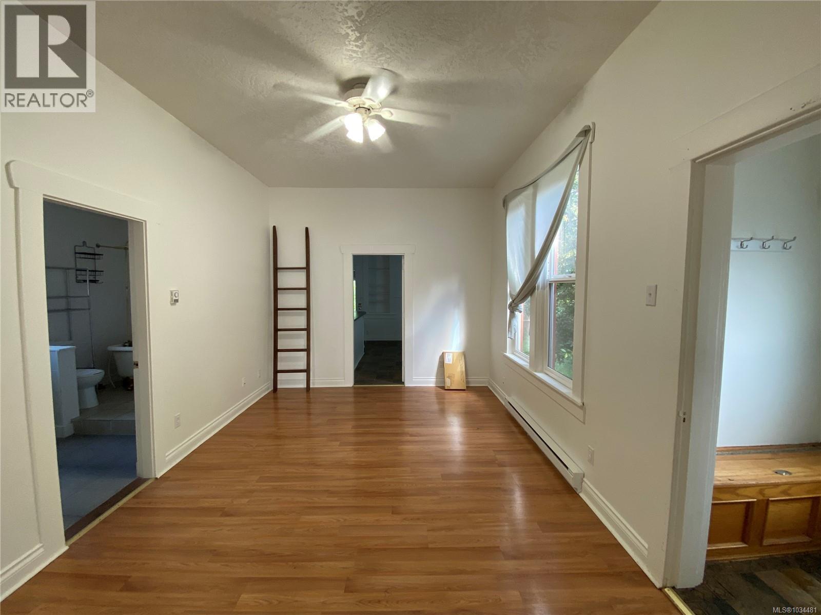 1729 Foul Bay Rd - 6