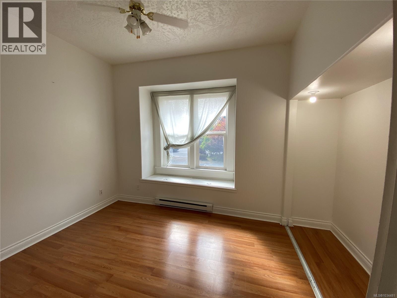 1729 Foul Bay Rd - 9