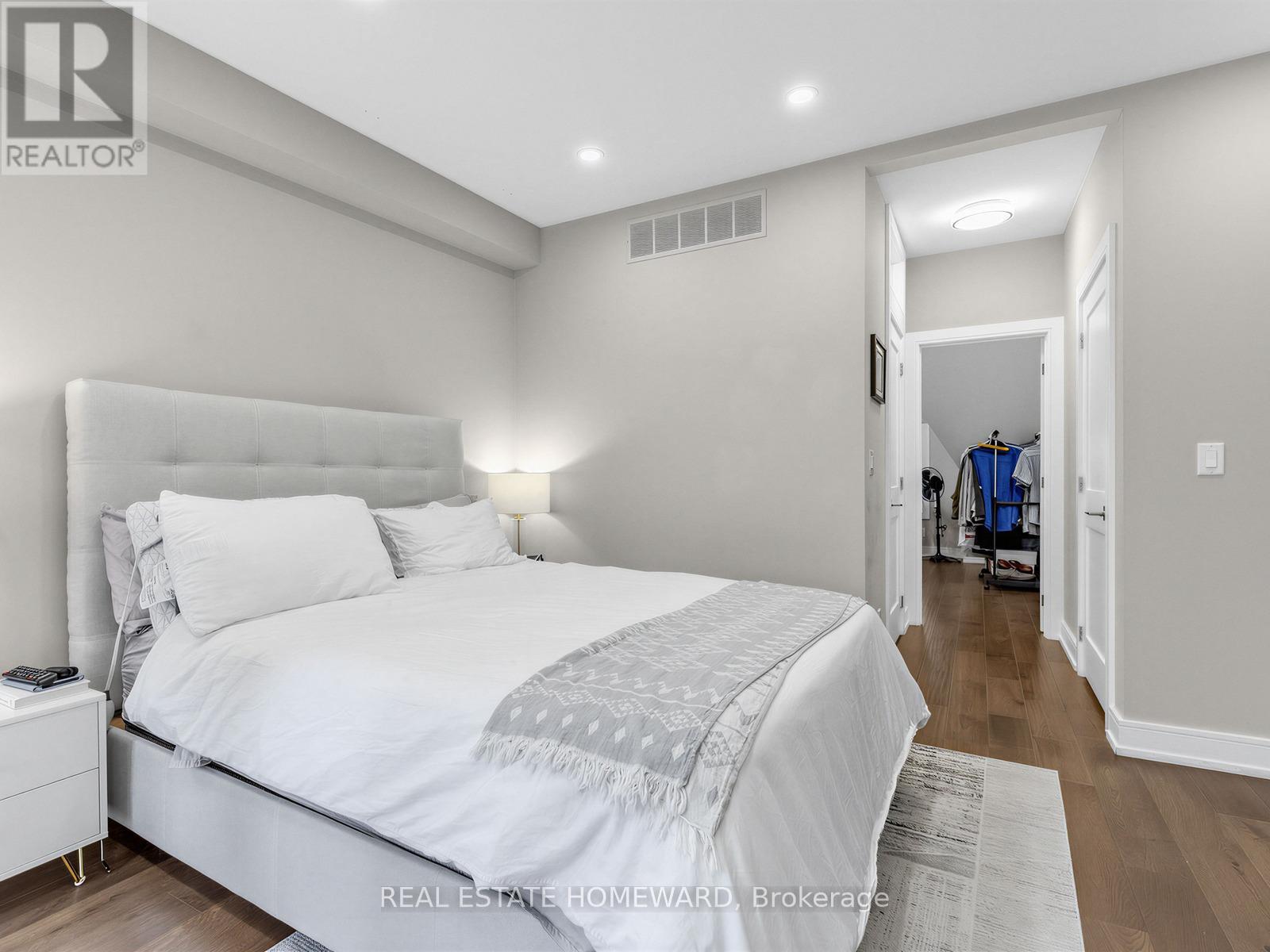 133 COWAN AVENUE - 20