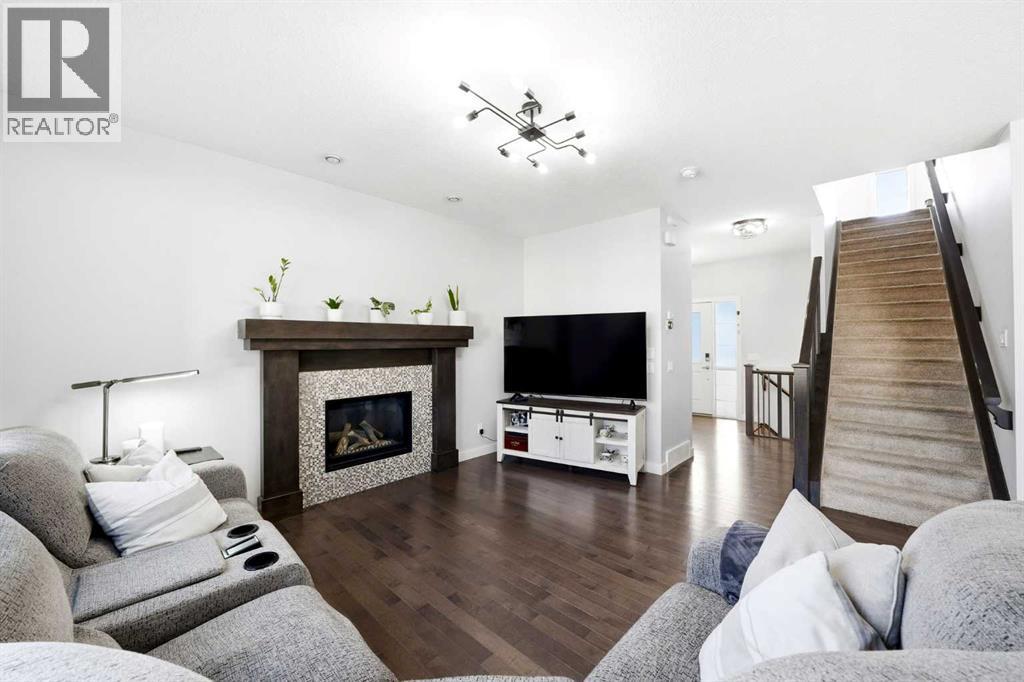312 Sunset View, Cochrane