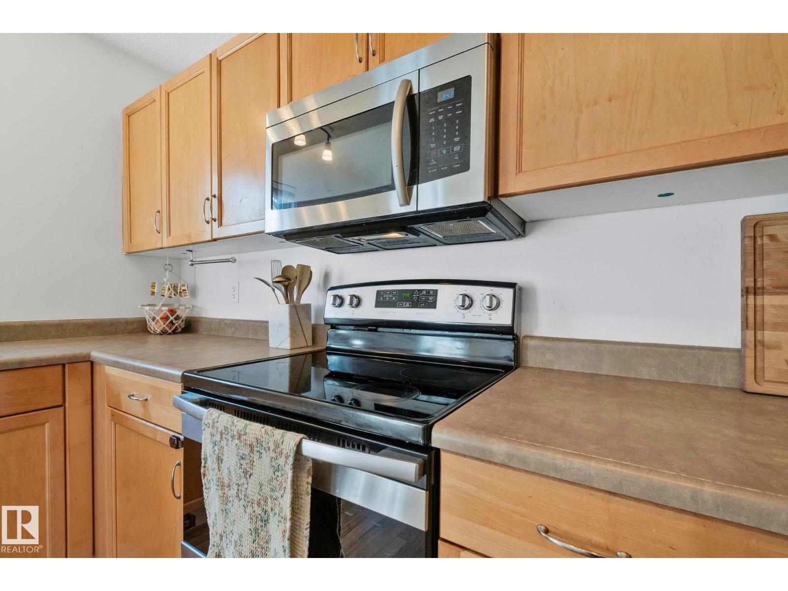 #53 2503 24 ST NW, Edmonton